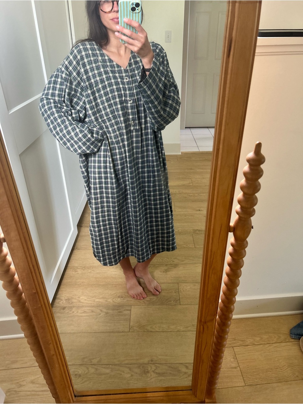 Cozy Plaid V-Neck Button-Front Nightgown - Green/White